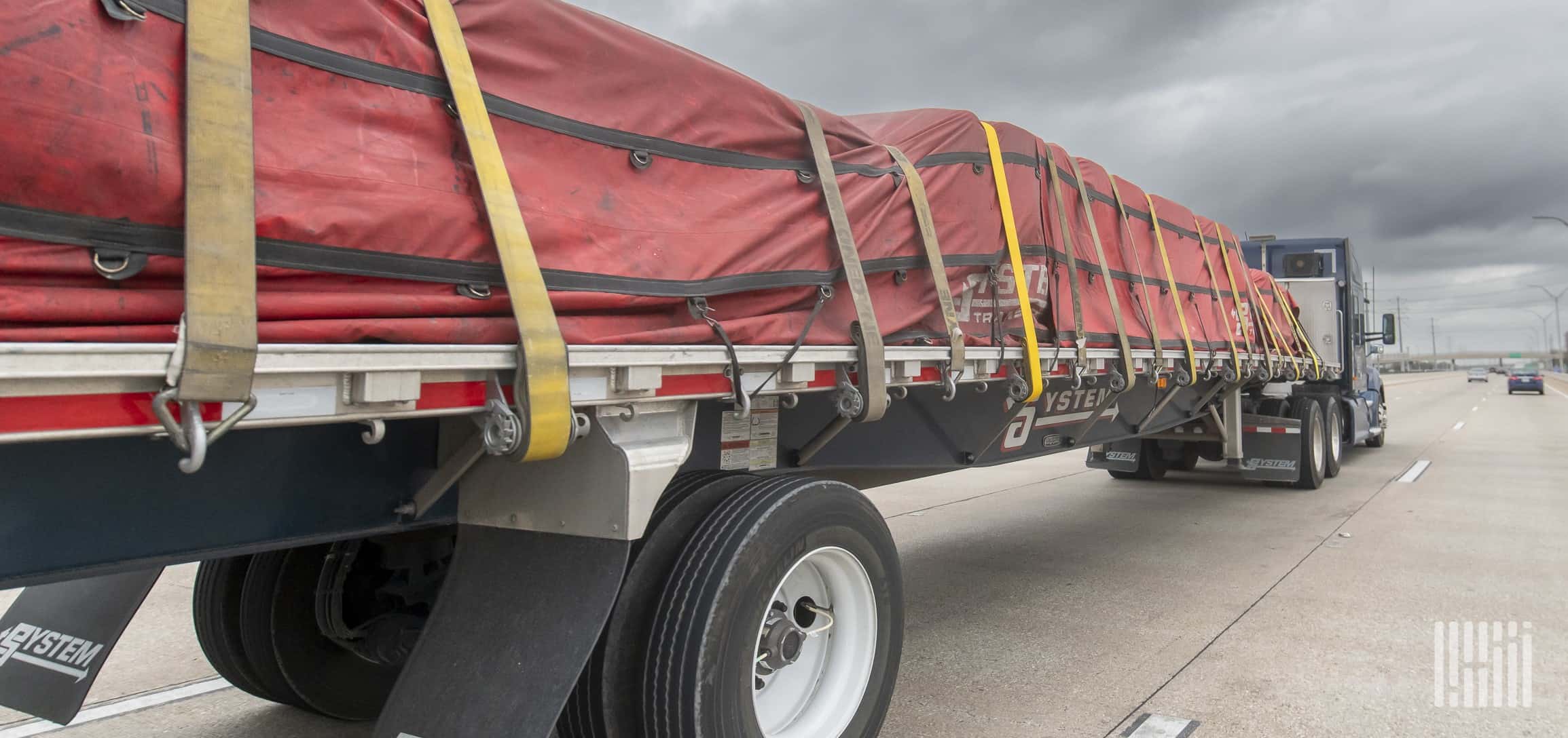 How to Tarp Flatbed Loads (5 Step Guide) FreightWaves Ratings