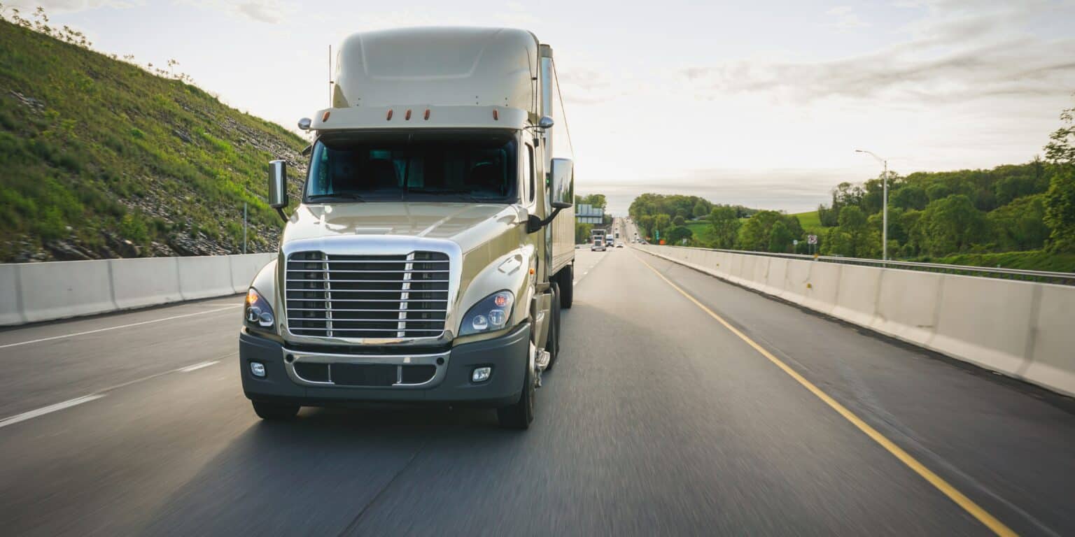 8 best semi truck financing companies for any size fleet